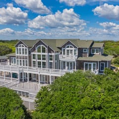 The Hemingway Oceanfront - Outerbanks