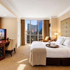 MGM Signature Studio 8701